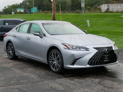 New 2025 Lexus ES 350 w/ Premium Package