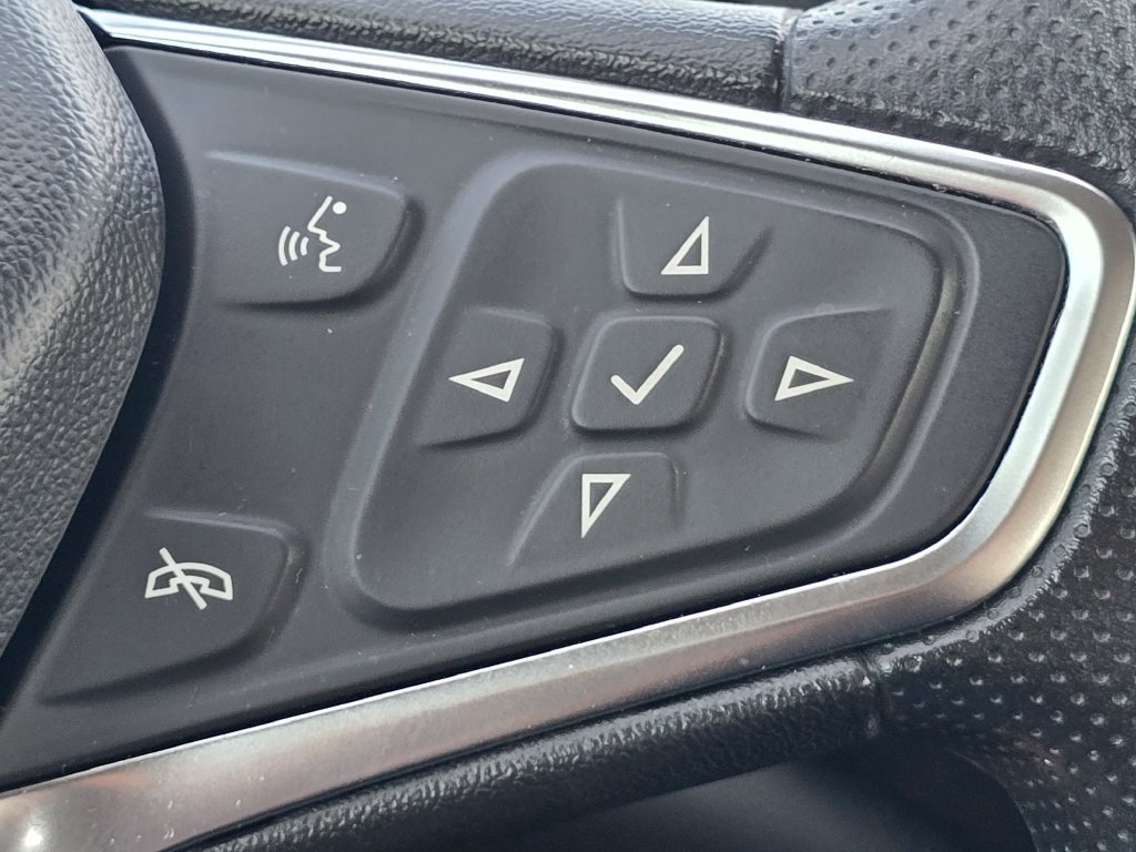 Used 2024 Chevrolet Malibu LT FWD image 30