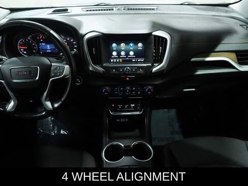 Used 2020 GMC Terrain SLE w/ Driver Convenience Package image 3