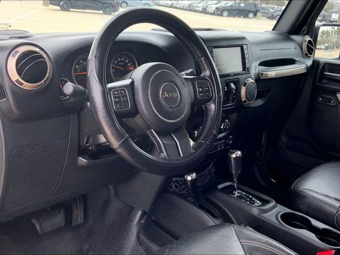 Used 2017 Jeep Wrangler 75th Anniversary image 17