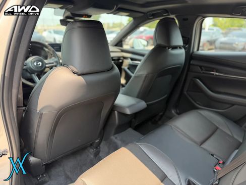 Used 2023 MAZDA MAZDA3 s AWD/4WD image 16