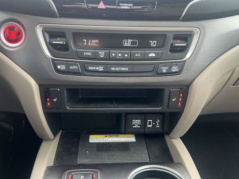 Used 2023 Honda Ridgeline RTL-E image 21