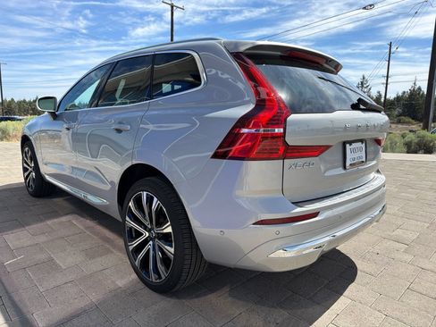 Used 2023 Volvo XC60 B5 Ultimate w/ Climate Package AWD/4WD image 5