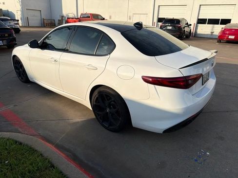 Used 2020 Alfa Romeo Giulia w/ Quick Order Package 22K Sport RWD image 3