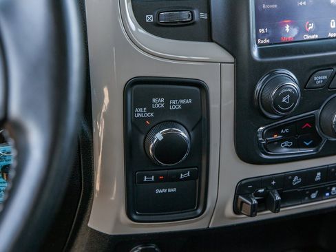 Used 2018 RAM 2500 Power Wagon w/ Leather & Luxury Group image 15