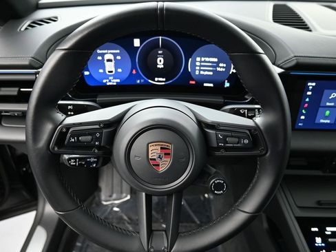 Certified 2025 Porsche Macan 4S Electric image 19