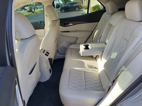 Used 2023 Buick Envision Avenir FWD image 16