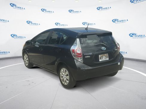 Used 2012 Toyota Prius C One FWD image 3
