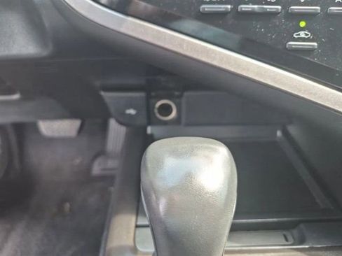 Used 2024 Toyota Camry SE FWD image 20
