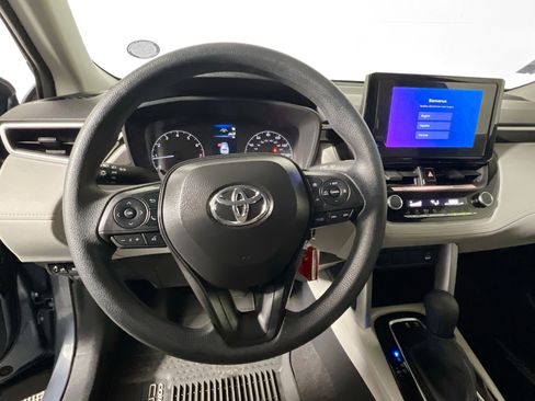 Used 2024 Toyota Corolla Cross L image 17