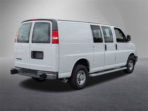 Used 2023 Chevrolet Express 2500 w/ Driver Convenience Package image 4