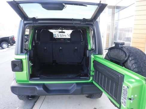 Used 2019 Jeep Wrangler Unlimited Sport image 42