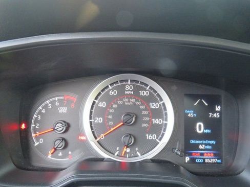 Used 2022 Toyota Corolla Cross LE w/ Moonroof Package image 38