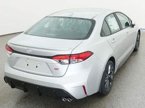 New 2026 Toyota Corolla SE FWD image 8
