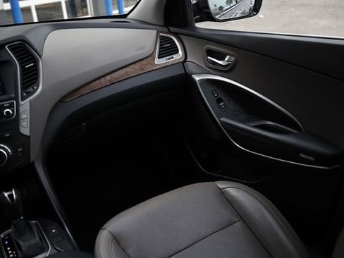 Used 2018 Hyundai Santa Fe Sport image 26