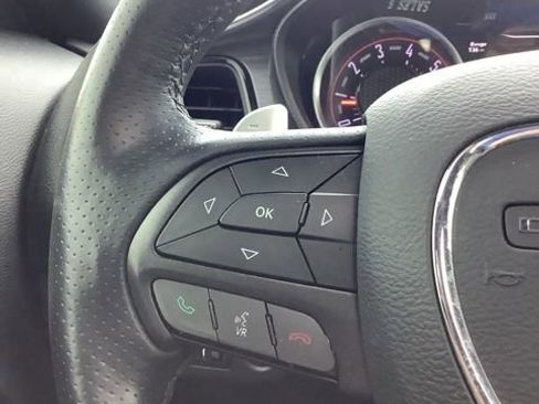 Used 2016 Dodge Challenger R/T Scat Pack RWD image 27