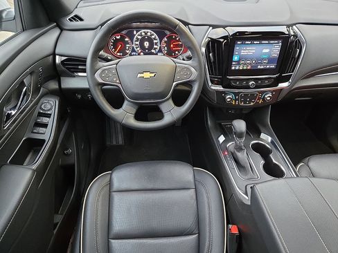 Certified 2023 Chevrolet Traverse Premier image 21