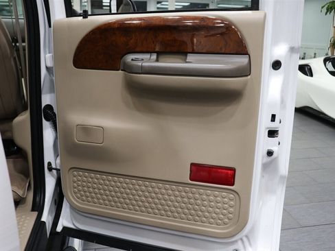 Used 2001 Ford F350 Lariat image 67