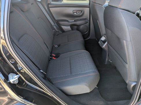 Used 2025 Honda HR-V Sport image 29