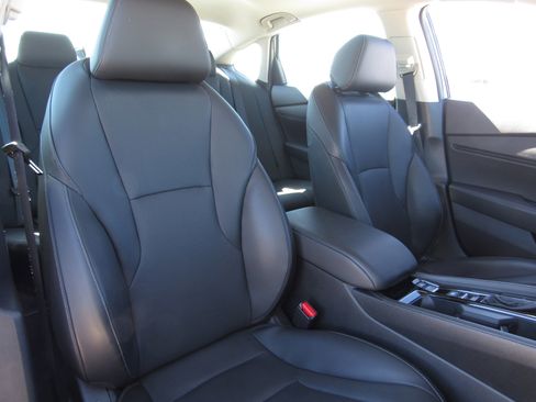 Used 2023 Honda Accord EX-L image 11