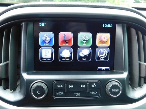 Used 2015 Chevrolet Colorado LT w/ Luxury Package RWD image 10