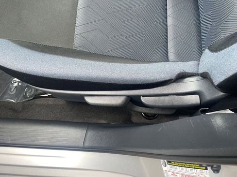 Used 2025 Nissan Versa SV image 22