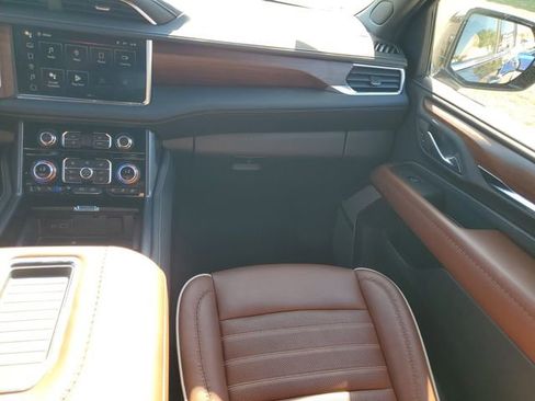 Used 2024 GMC Yukon Denali Ultimate image 30
