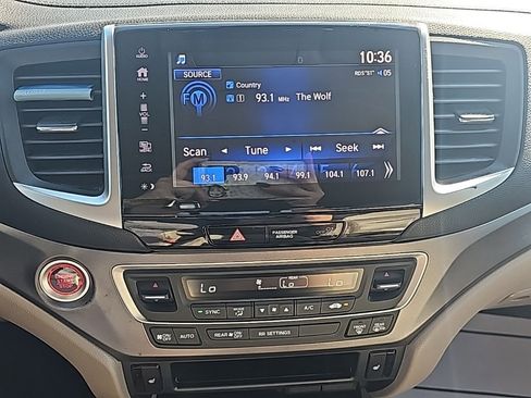 Used 2020 Honda Ridgeline RTL image 18