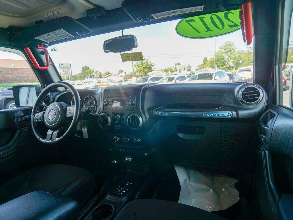 Used 2017 Jeep Wrangler Unlimited Sport w/ Quick Order Package 24S AWD/4WD image 12