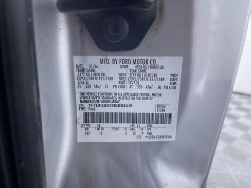 Used 2016 Ford F250 XL w/ XL Appearance Package image 12