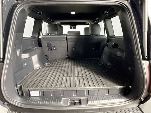 Certified 2024 Toyota Land Cruiser image 38