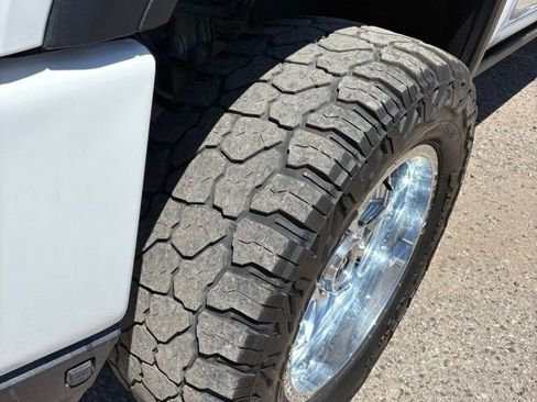 Used 2021 GMC Sierra 3500 AT4 w/ AT4 Premium Plus Package AWD/4WD image 3