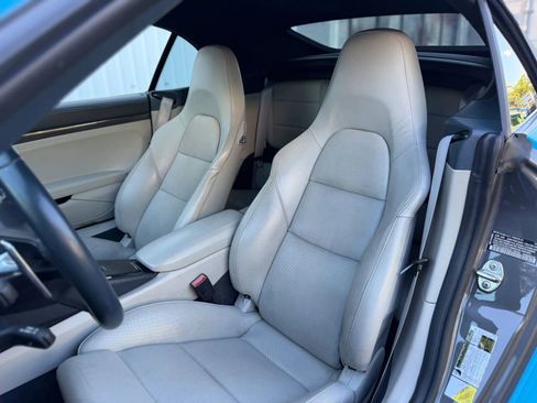 Used 2017 Porsche 911 Turbo S AWD/4WD image 16