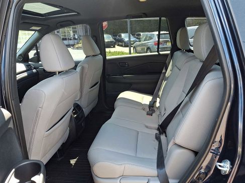 Used 2022 Honda Passport EX-L image 11