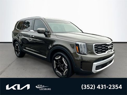 Certified 2025 Kia Telluride S FWD image 1