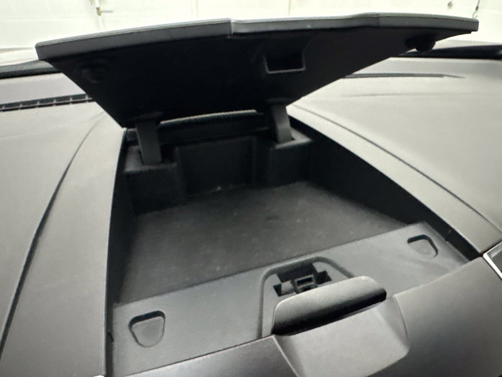 Used 2019 Ford Edge Titanium w/ Equipment Group 301A AWD/4WD image 31