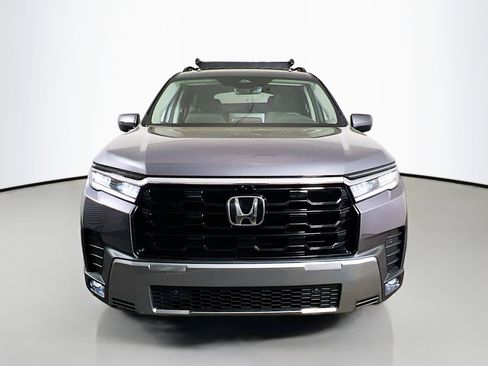 New 2026 Honda Pilot Touring image 2