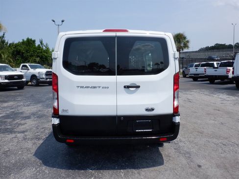 Used 2025 Ford Transit 250 Low Roof w/ Exterior Upgrade Package RWD image 4
