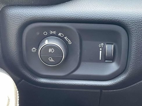 New 2026 RAM 2500 Big Horn AWD/4WD image 28