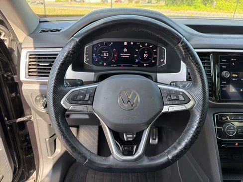 Used 2021 Volkswagen Atlas SEL R-Line AWD/4WD image 15