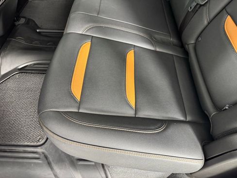 Used 2024 GMC Sierra 2500 AT4 w/ Technology Package image 26