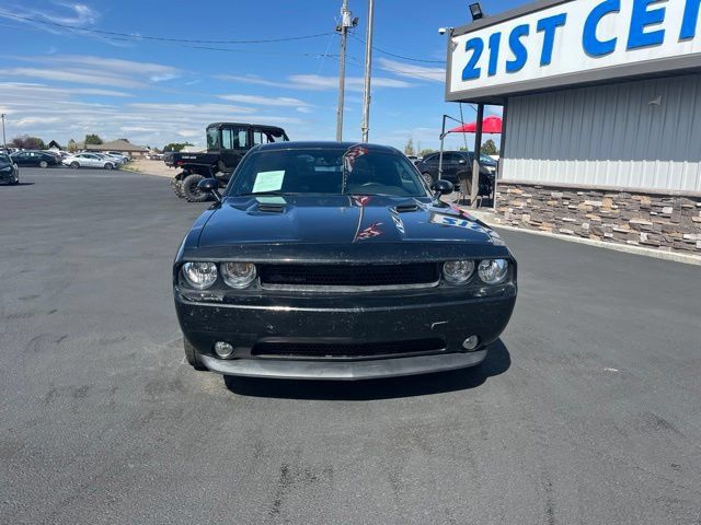 Used 2014 Dodge Challenger SXT Plus RWD image 5