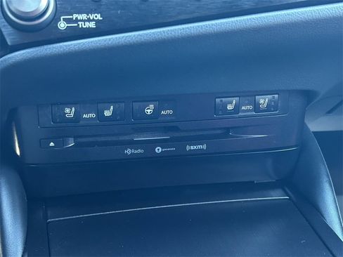 Used 2022 Lexus ES 300h F Sport image 31