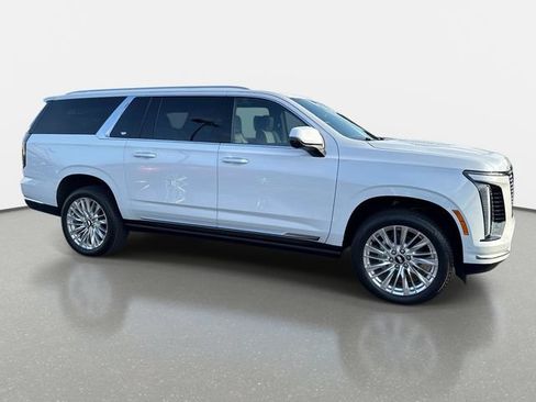 New 2026 Cadillac Escalade ESV Luxury w/ LPO, Floor Liner Package AWD/4WD image 8