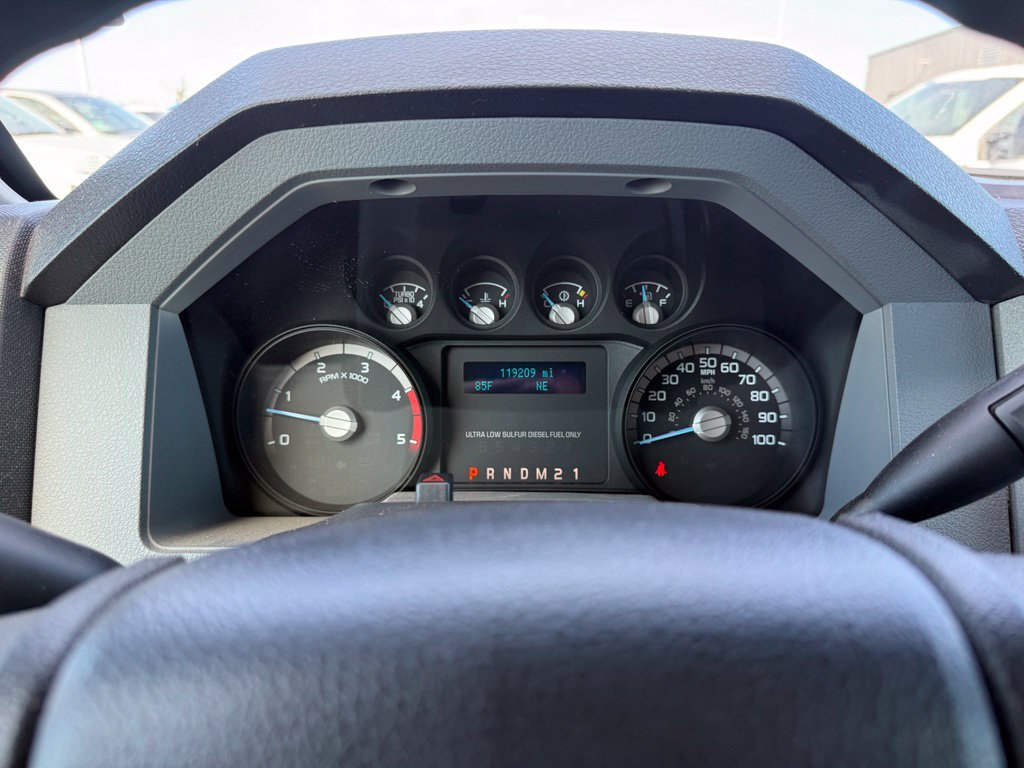 Used 2016 Ford F350 XLT w/ XLT Interior Package AWD/4WD image 10