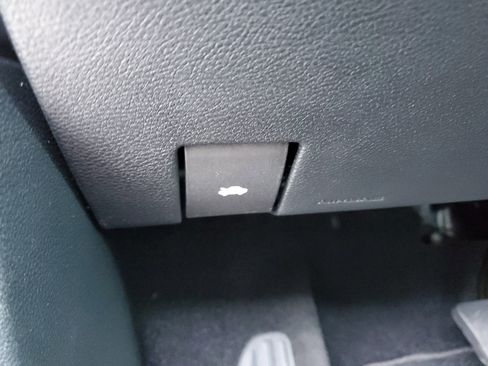 New 2026 Chrysler Pacifica Select image 17