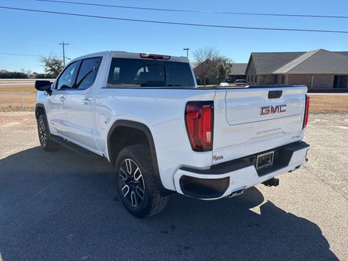 New 2026 GMC Sierra 1500 AT4 w/ AT4 Premium Package AWD/4WD image 4