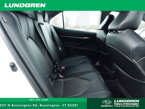 Used 2022 Toyota Camry XLE image 27