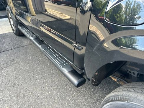 Used 2020 Toyota Tacoma SR AWD/4WD image 33