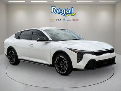 Certified 2025 Kia K4 GT-Line